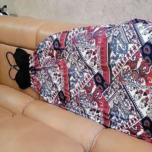 Suzy Shier Dress XS Floral Black Red White Red